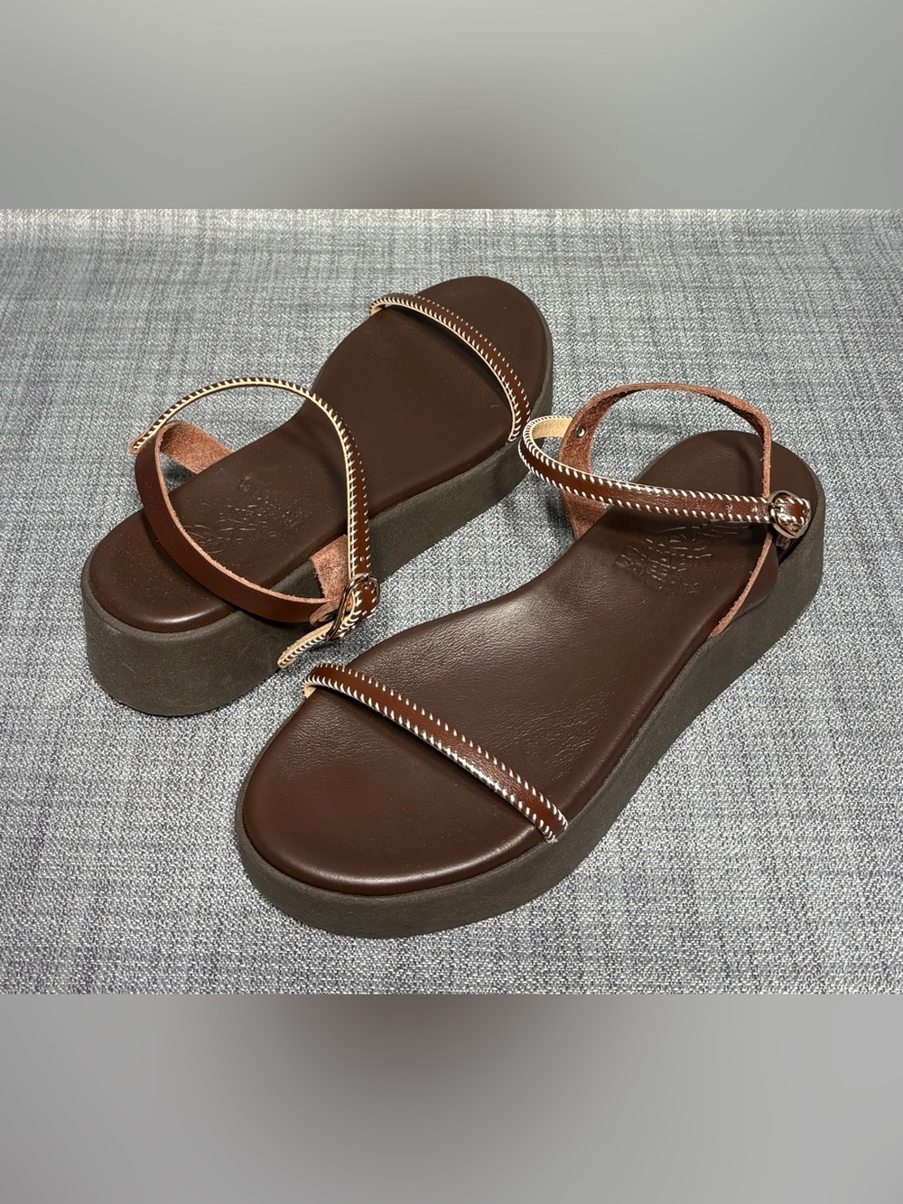 Ancient Greek Irida Stitch Leather Sandals Brown/Off White EU 37 / US 7 - Picture 2 of 7